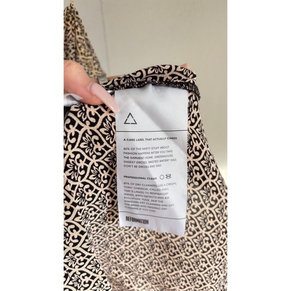 $248 Reformation Mini Dress Womens Small Tan Black Tie Shoulder Medallion Print - Picture 4 of 6